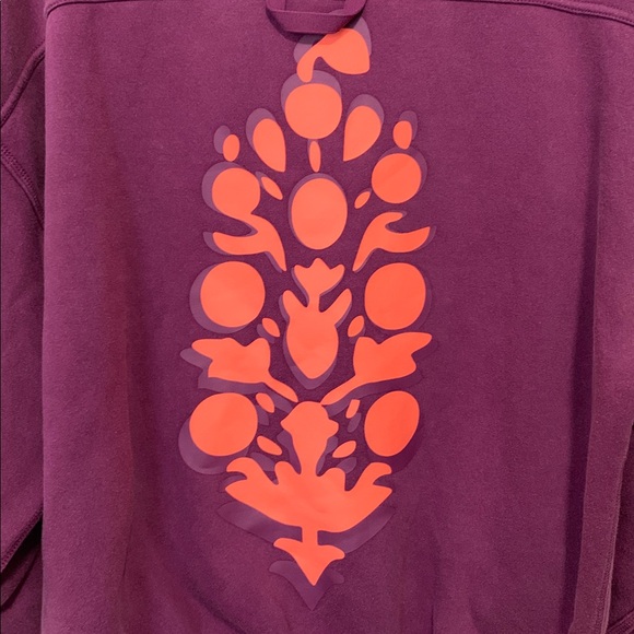 FP MOVEMENT Final Call Buti Logo Hoodie NWT Deep Mulberry - Picture 10 of 10